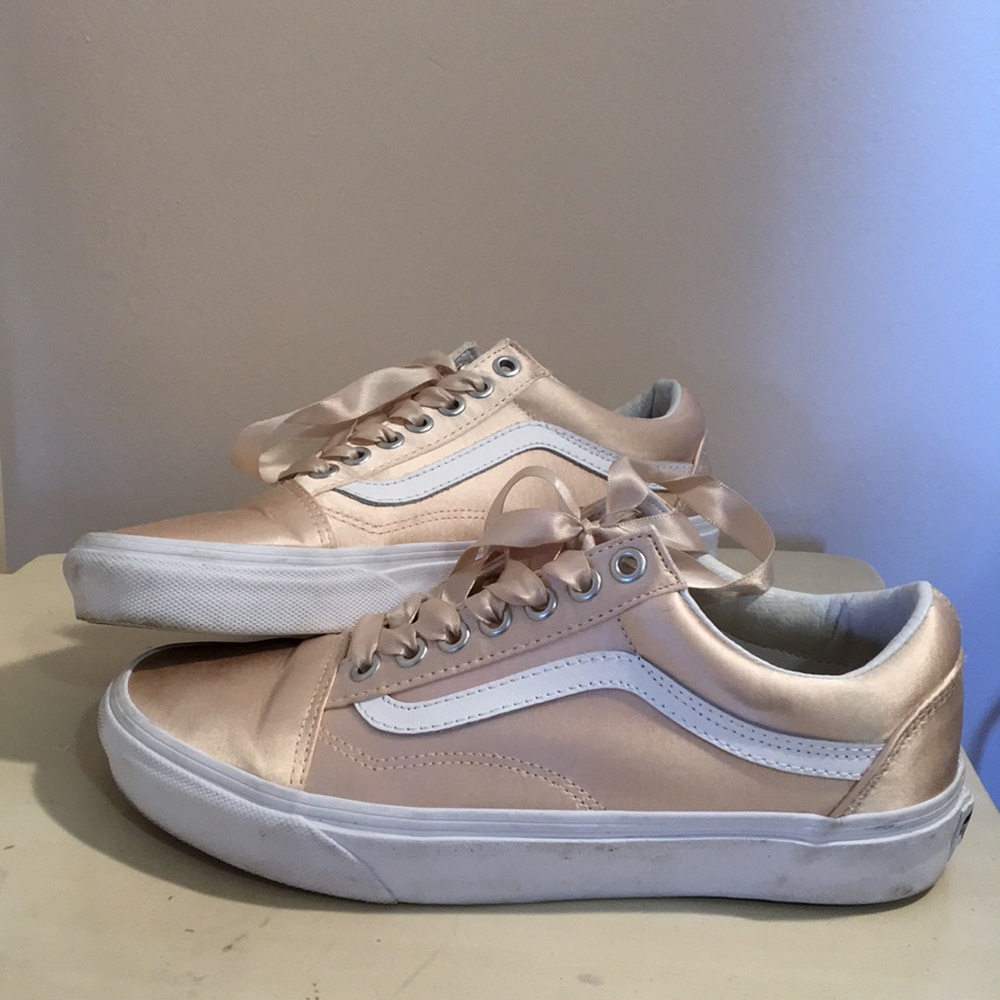 Satin Blush VANs
